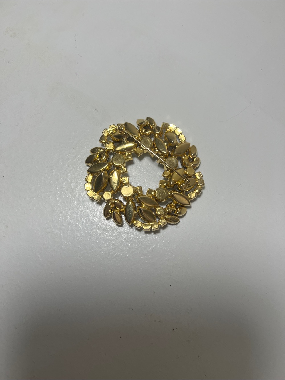Crystal Vintage Wreath Brooch - Amber and Aurora Borealis - Picture 9 of 16